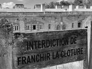 Infranchissable